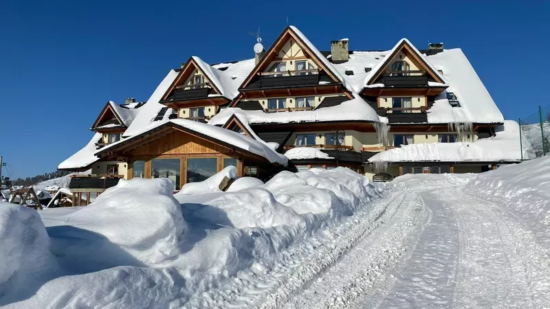 Împrejurimile montane ale proprietății